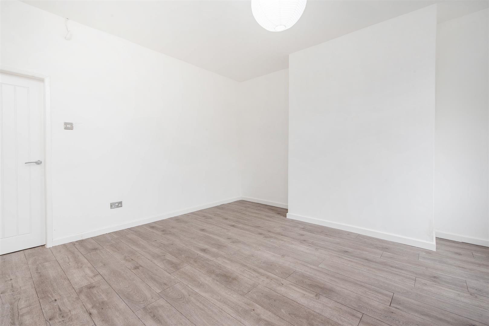 2 bed property in Pall Mall, Chorley